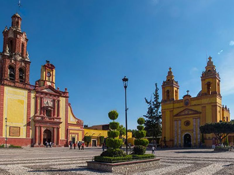 Pueblos Mágicos Bernal y Cadereyta de Montes