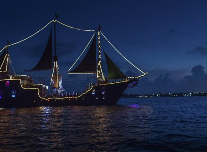 Barco Pirata Jolly Roger