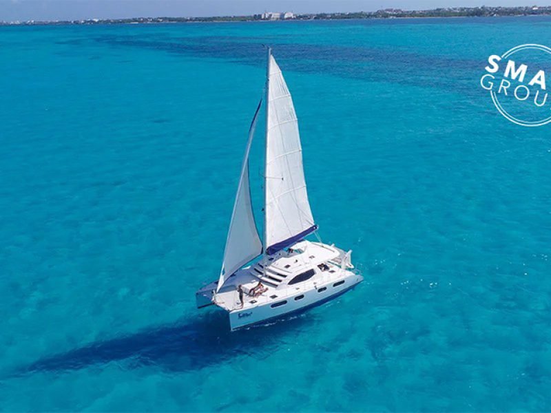 Velero de Lujo y Snorkel en Cozumel