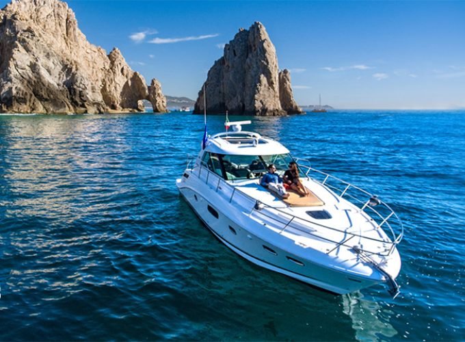 Yate de Lujo en Los Cabos en Privado Hasta 8 Pax