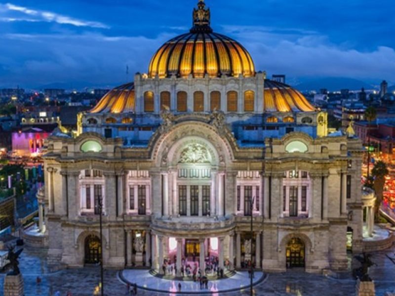 Recorrido Nocturno por la Ciudad de México