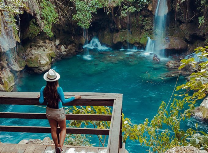 Puente de dios y Cascadas