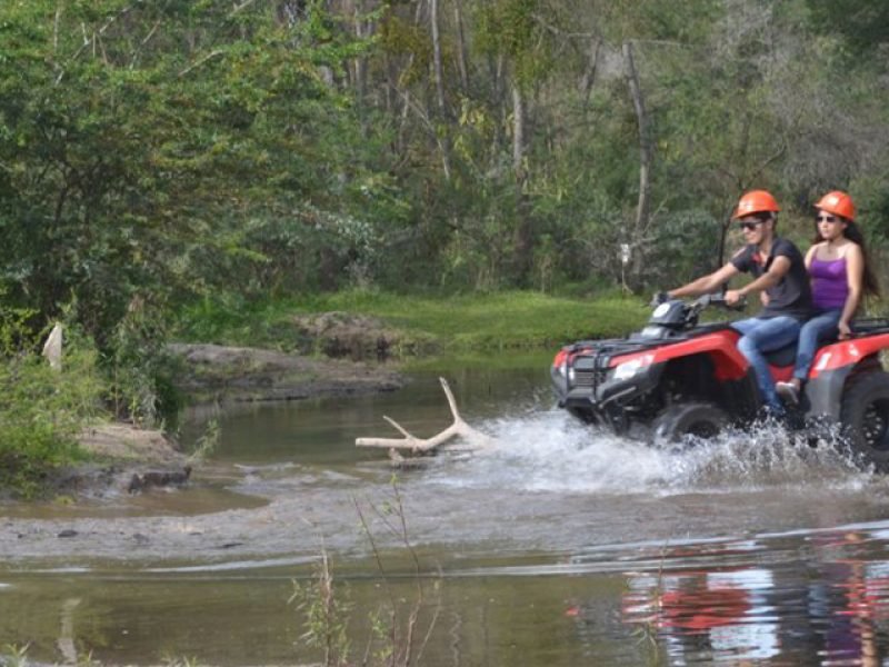 Atv por la Sierra Madre