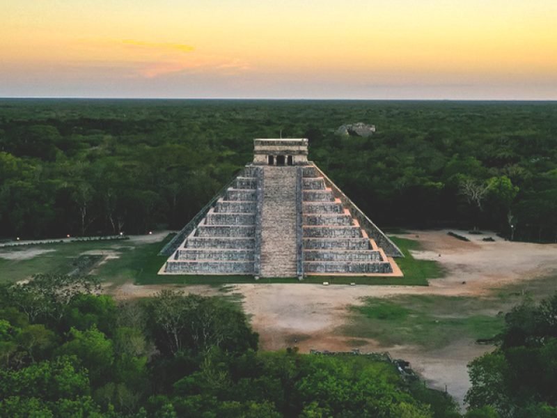 Chichen Itzá Cenote y Pueblo Mágico