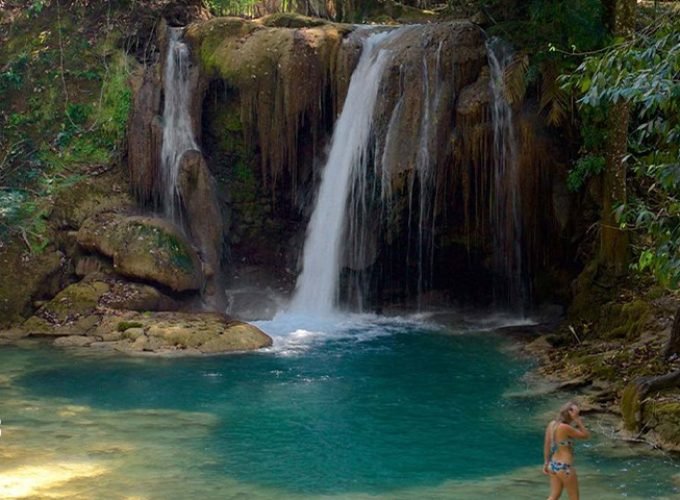 Palenque y Cascada de Roberto Barrios