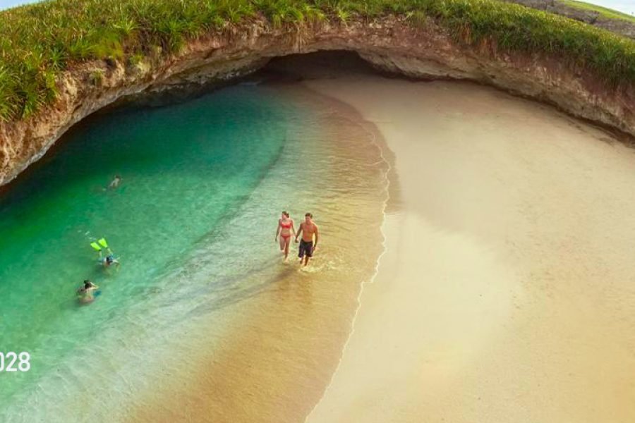 Playa Escondida Islas Marietas