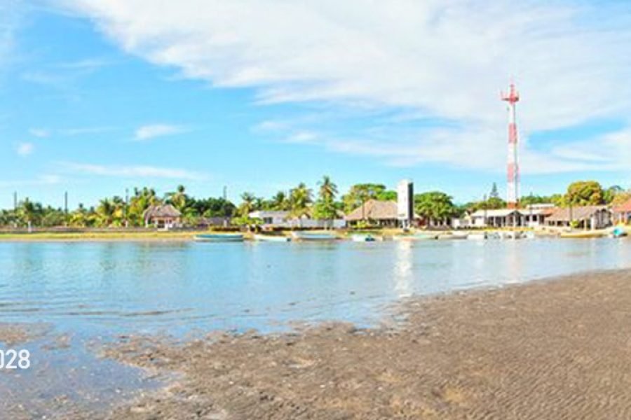 Puerto Arista y Boca del Cielo