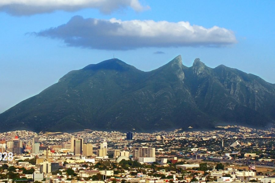 Cerro de la Silla Teleférico Sunset Hike